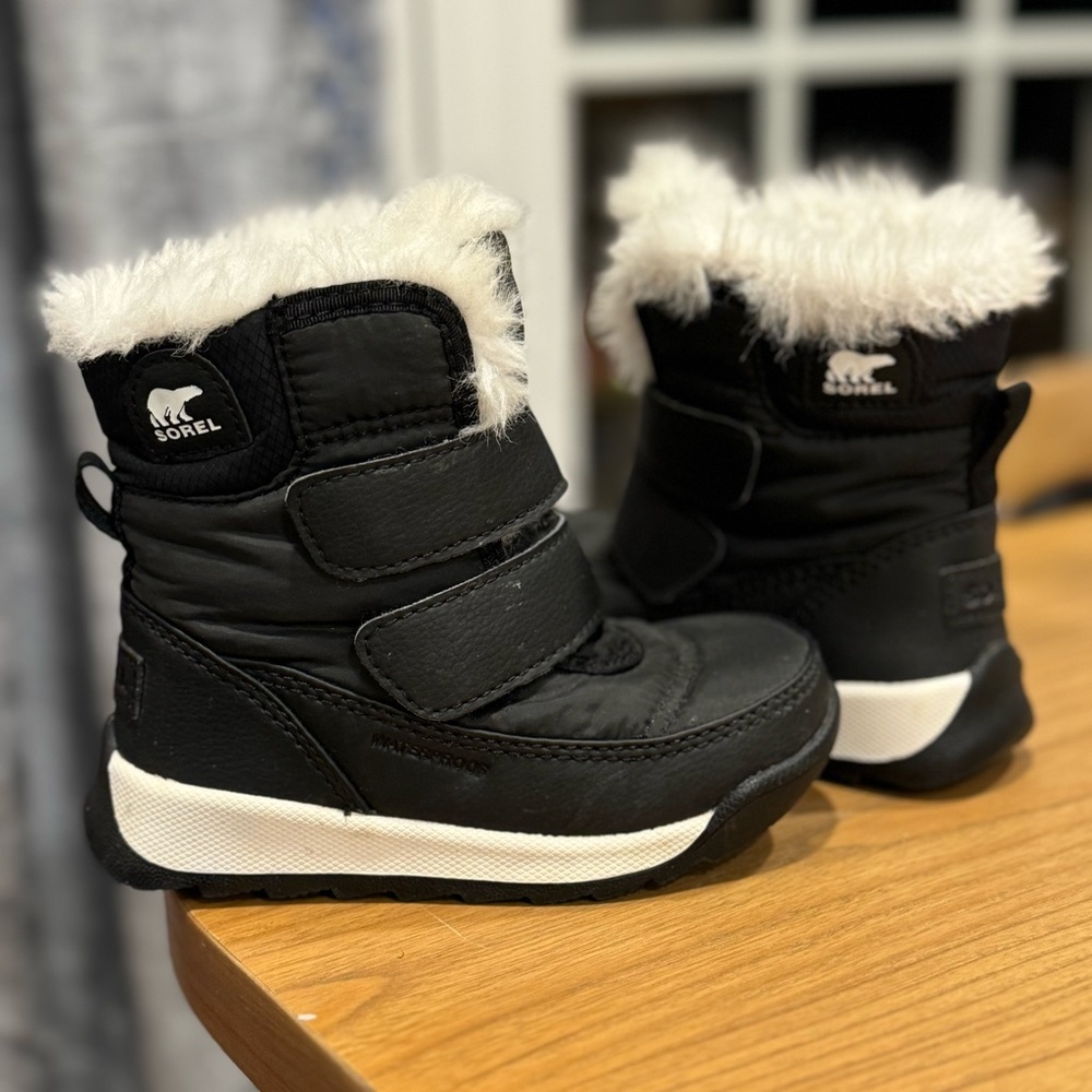 Sorel Toddler Whitney Strap
Boots Black / Size 7